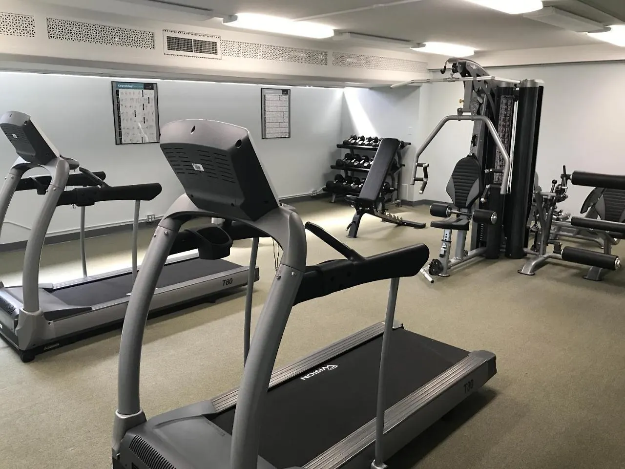 Mountain View Condo, Near Beach, Free Parking! ホノルル 0*,